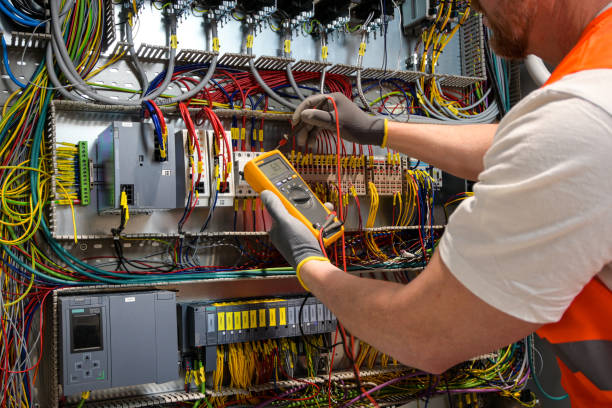 Best Emergency Electrician Near Me  in East Bronson, FL